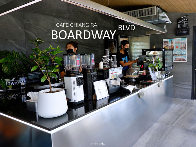 Boardway Blvd คาเฟ่ จ.เชียงราย