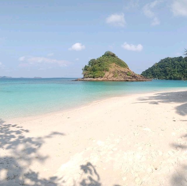 หาดศาลเจ้า เกาะรัง เสน่ห์ทะเลตราด