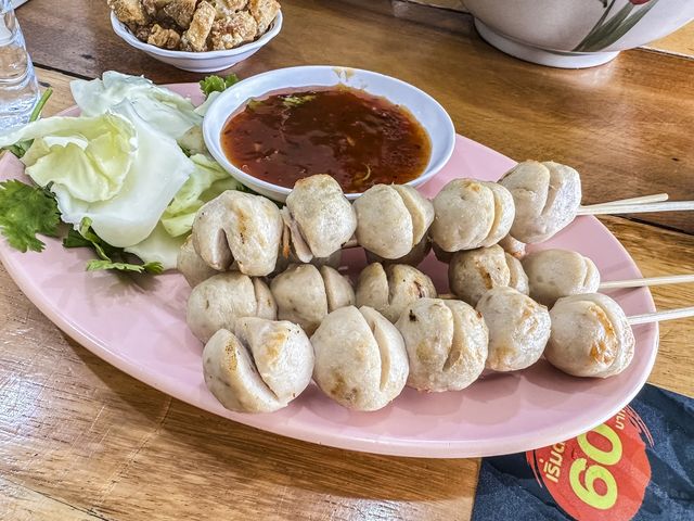 ก๋วยเตี๋ยวเรือเจ้าอร่อย จ. ภูเก็ต