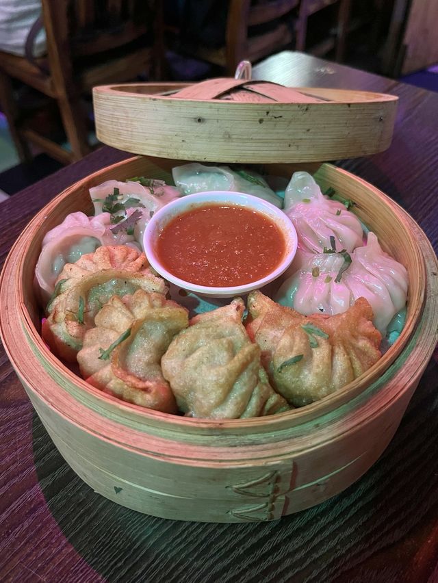 初嚐尼泊爾菜🍛有驚喜😋
