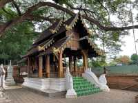 ‘วัดชัยมงคล’ วัดสวยริมแม่น้ำปิง