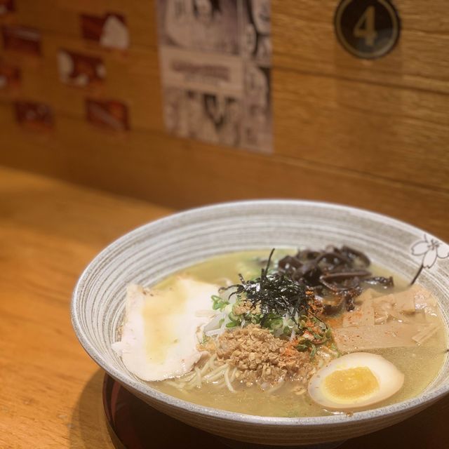 台中嶺東科大平價美食-幸花拉麵雞白湯拉麵