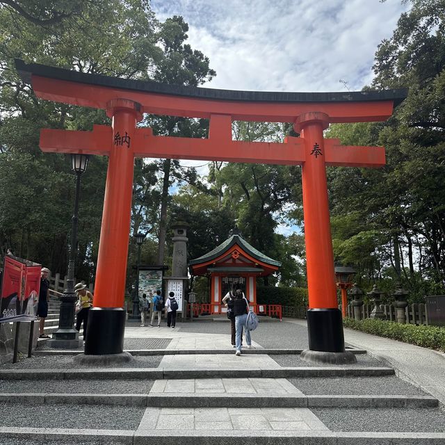 Beautiful temple worth the hike 