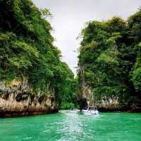 Ko Hong Beach in Thailand 