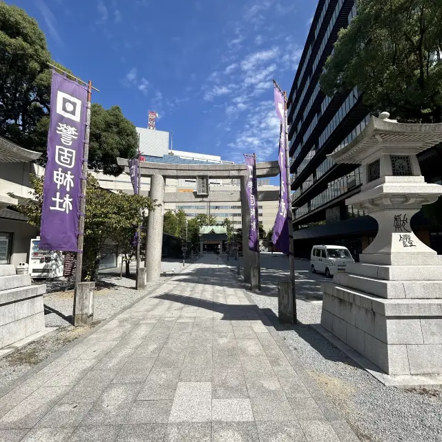 【福岡旅】博多繁華街のパワースポット　警固神社