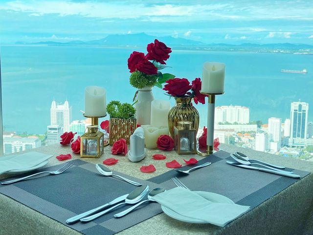 Sky dining experience at the highest rooftop