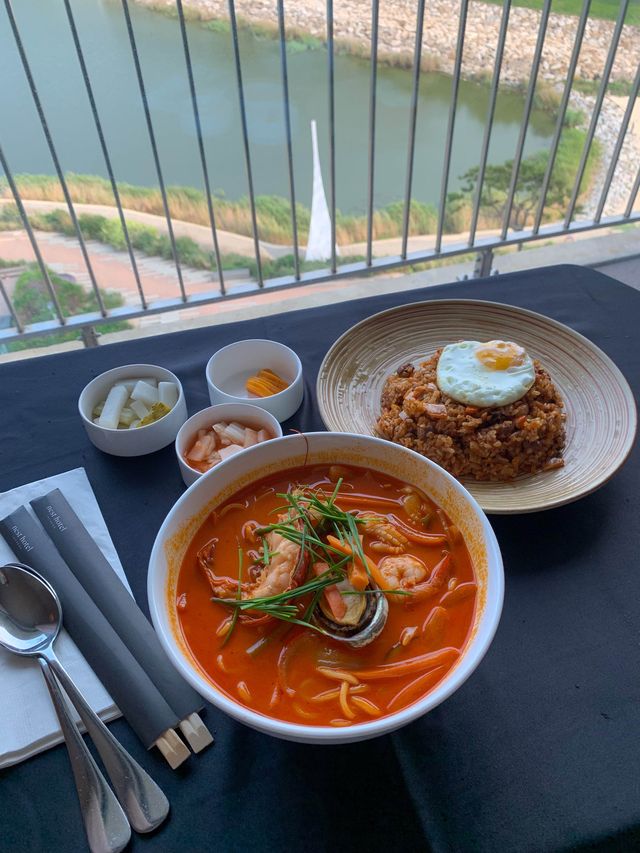 오션뷰, 온수풀까지! 겨울 호캉스 추천 네스트 호텔💙