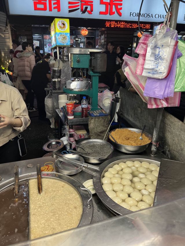 🤤垂涎欲滴小吃美食 - 台北寧夏夜市😋