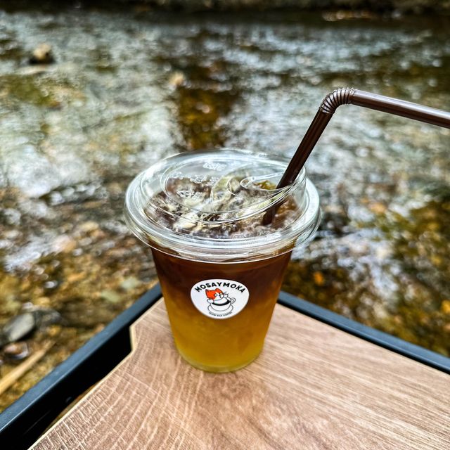 Mosaymoka Slow Bar Coffee ริมลำธาร พังงา