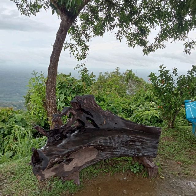 ชมวิว 360° ณ เขาศูนย์ 
