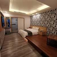 台中溫泉酒店推薦～谷關「麗池山水溫泉會館」…充滿希臘風格建築～每間房都有獨立溫泉池…