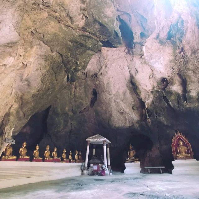 "ถ้ำเขาหลวง" Unseen เมืองเพชรบุรี