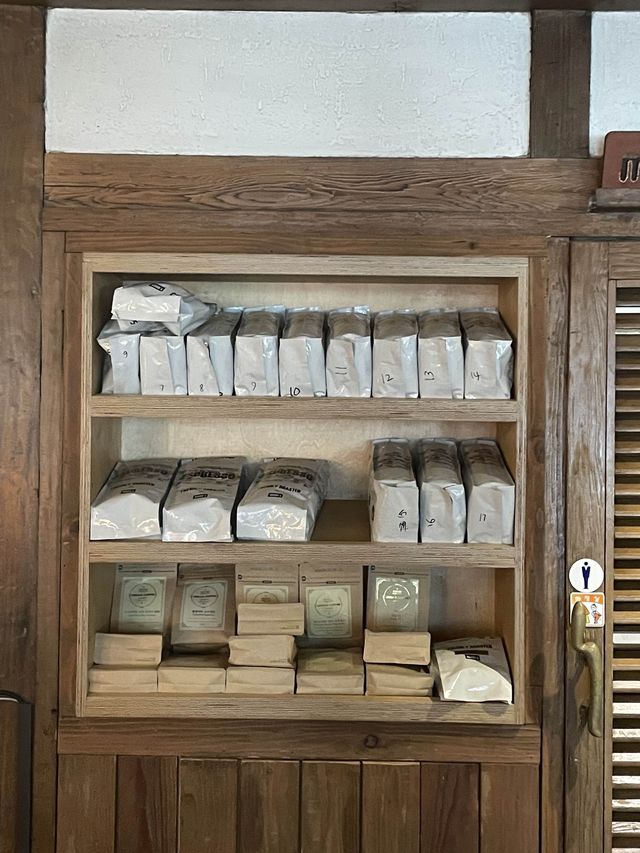 옛 감성 고스란히 담음 명동 카페☕️
