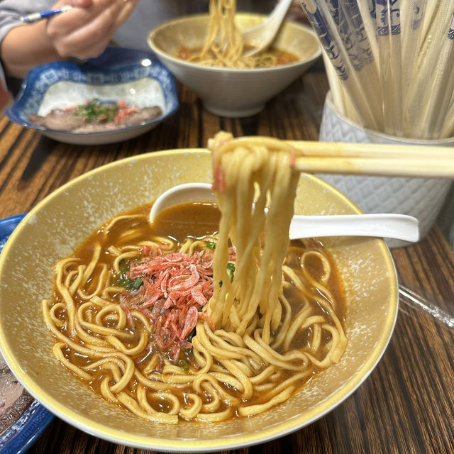 巷仔小店．尖沙咀港式伊麵店．只賣3款麵！
