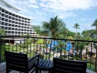 Stay at Shangri-la Golden Sands 