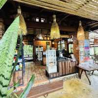 เชสท์นัท ฮิลล์ อีโค่ รีสอร์ท & คาเฟ่