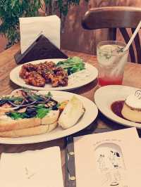 Cafe Waku
