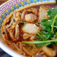 中上環飯堂，正宗的四川車仔麵