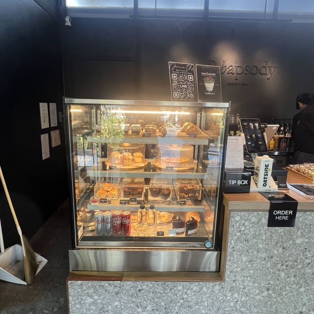 Rhapsody speed and slow คาเฟ่ธีมญี่ปุ่นสุดเก๋ ☕️