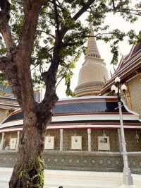 ไหว้พระทำบุญที่วัดราชบพิธสถิตมหาสีมารามราชวรวิหาร