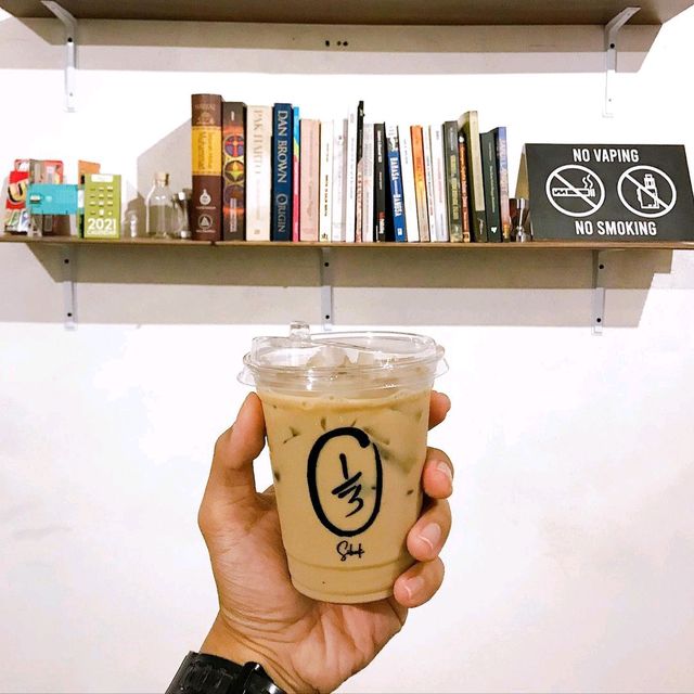 RUMAH SEPERTIGA SIBUK | HOMEMADE COFFEE WITH A MASCOT NAMED ABU