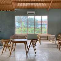 KAMARI COFFEE | COFFEE & SPACE HANG OUT