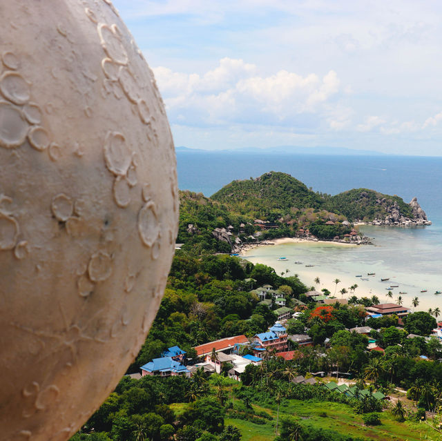 High the Moon Koh Tao