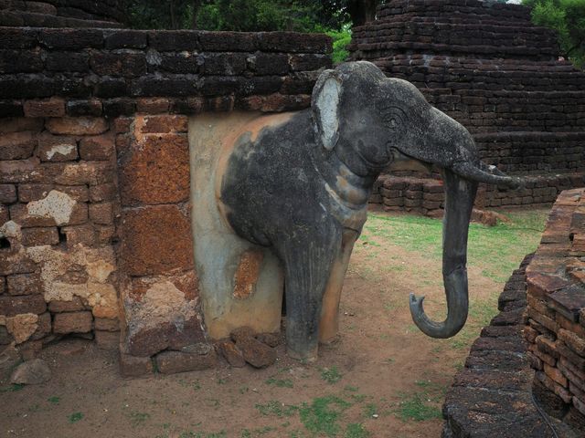 อุทยานประวัติศาสตร์กำแพงเพชร