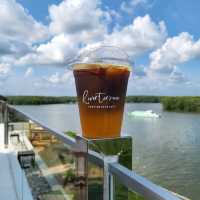 River Terrace Rooftop Bar and Cafe 