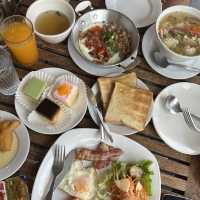 ชลบุรี มีที่ให้เที่ยวเยอะมาก