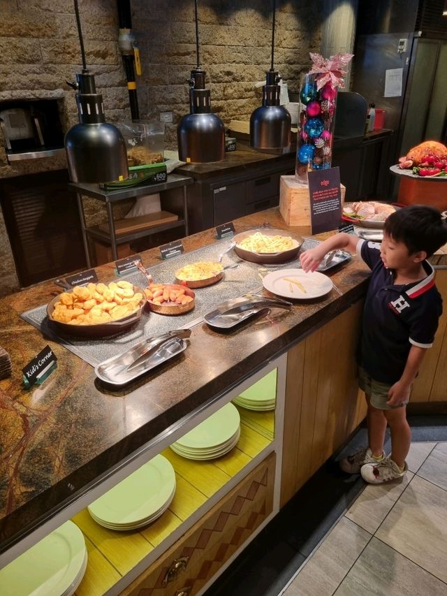 The Edge Buffet