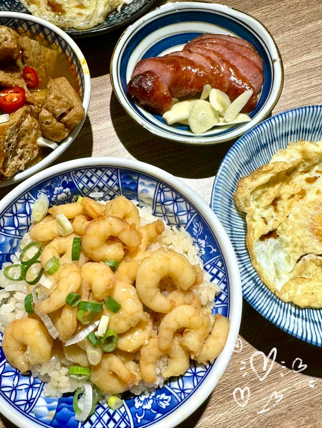 外國朋友來台北必吃05「忠青商行」蝦仁飯