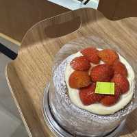 《水原》 焼き菓子、ケーキ、パンの種類も豊富🫶🏻お気に入りのベーカリーカヒェ 본누벨🥐