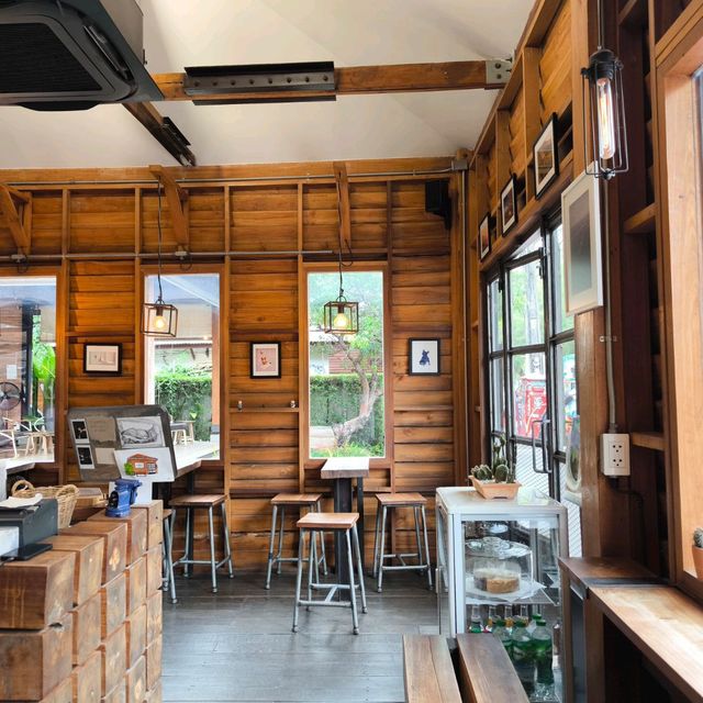 Cool Muang Coffee 