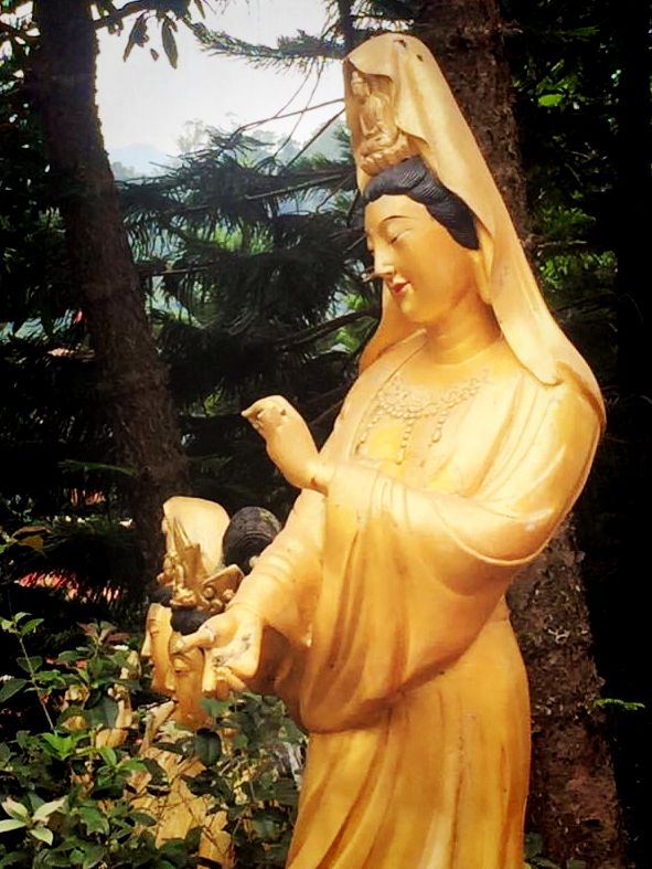 วัดหมื่นพุทธTen Thousand Buddhas Monastery