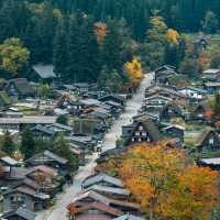 จัดจ้านที่หมู่บ้านชิราคาวาโกะ Shirakawago