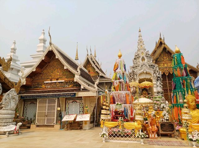 【南奔府】森帕揚鑾寺：免費參觀，泰國十大最美廟宇之一!