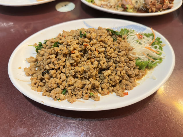 屏東恆春鎮｜墾丁大街 雲鄉滇泰緬料理