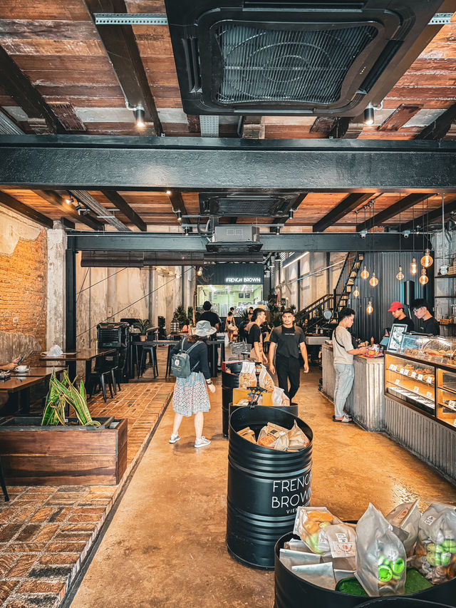 FrenchBrown: My favourite cafe in Melaka
