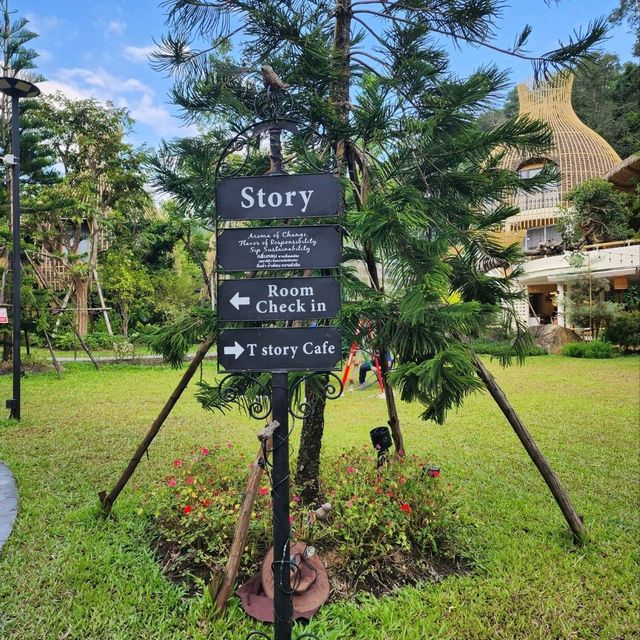 พิกัดคาเฟ่+ที่พัก เปิดใหม่ : T Story - MaeKampong