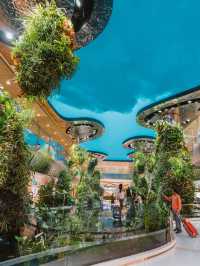 Changi Airport: A Dazzling Gateway to Singapore
