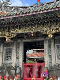 【台北萬華】誠心參拜🙏🏻台灣最著名的艋舺龍山寺