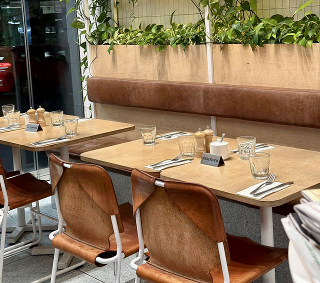The Waltus Cafe