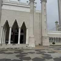 奧馬爾·阿里·賽義夫丁蘇丹清真寺 Masjid Omar 'Ali Saifuddien