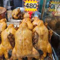 ชม ชิม ช้อป OTOP ชุมชน ที่ตลาดน้ำดอนหวาย 
