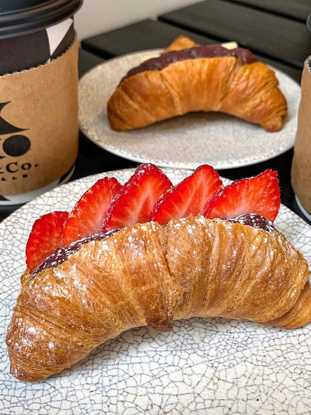 A Relaxing Tea Time at &co. andoko🍓
