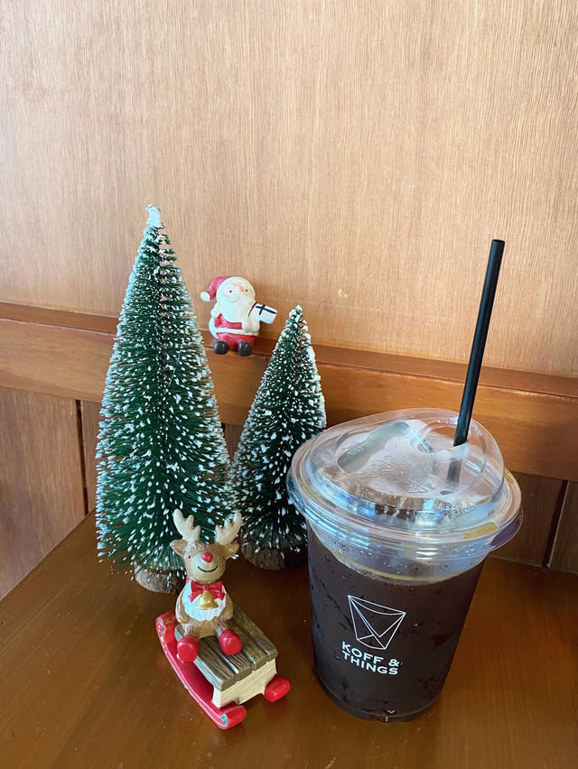 คาเฟ่โฮมมี่ สไตล์มูจิ Koff & Thing 📍 เชียงใหม่