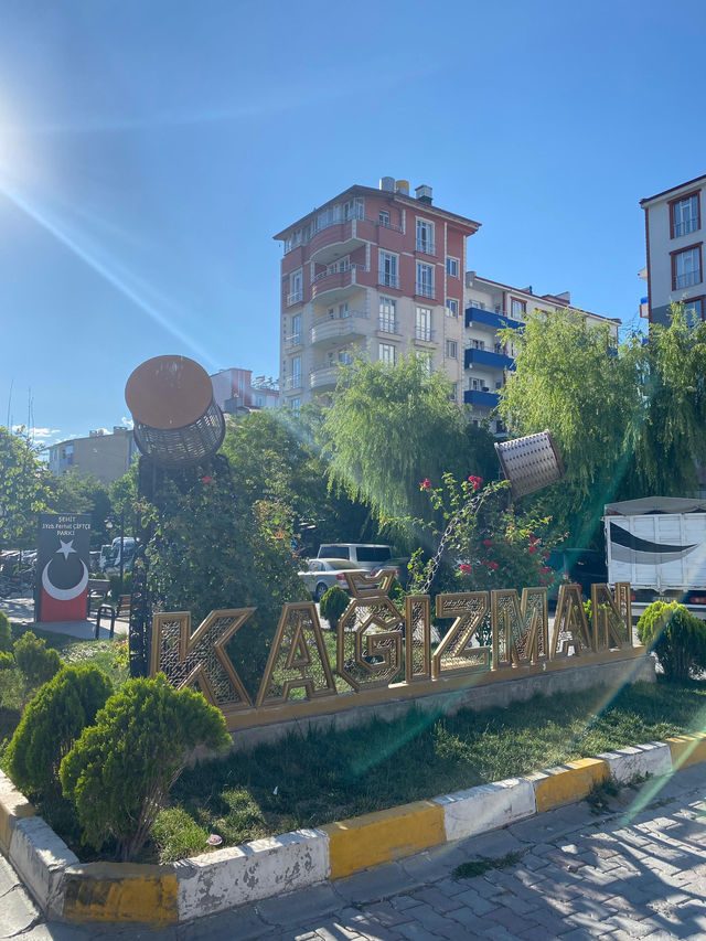 10세기 아르메니아 문화와 터키 이슬람 미학이 합쳐진 카으즈만 🇹🇷