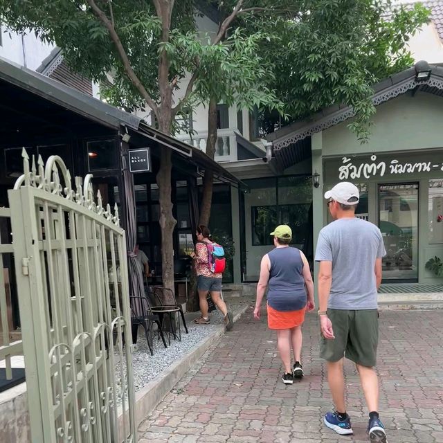 lovely cafe