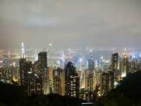 Day or Night? Experiencing The Peak’s Two Stunning Views